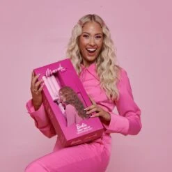 Barbie Wavy Kit -SOHO || Wella Professionals Verkoopwinkel HQSKIf1121651 3 global