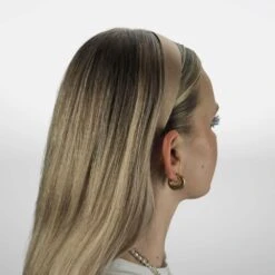 SOHO Kate Haar Rijpen -SOHO || Wella Professionals Verkoopwinkel https media prod eu 1.mirakl.net SOURCE 50ad0e6aa1864f3b95f50ea608382a0b