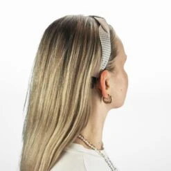 SOHO Paloma Rip Of Hair -SOHO || Wella Professionals Verkoopwinkel https media prod eu 1.mirakl.net SOURCE 8c549f99e2264d01bd4f962f6f049192