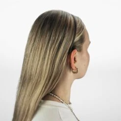 SOHO Rian Haubreif -SOHO || Wella Professionals Verkoopwinkel https media prod eu 1.mirakl.net SOURCE b407a517169f415e84e47e349999770c